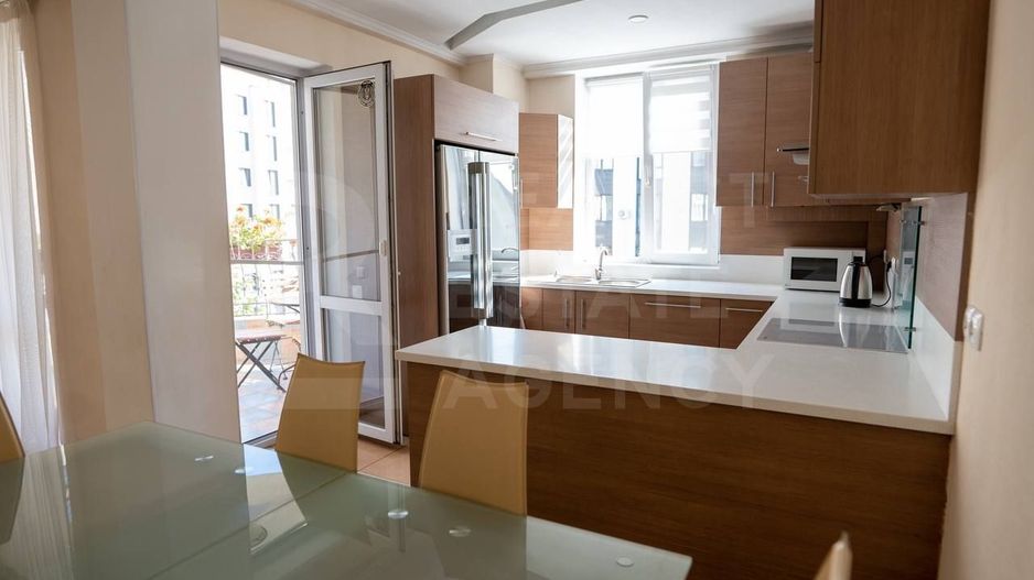 Chirie, apartament, 3 camere, str. Colina Puşkin, Centru - Poză 5