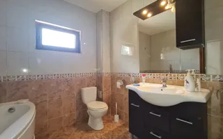 Vila impozanta in zona linistita la 15 minute de capitala! - Poză 30