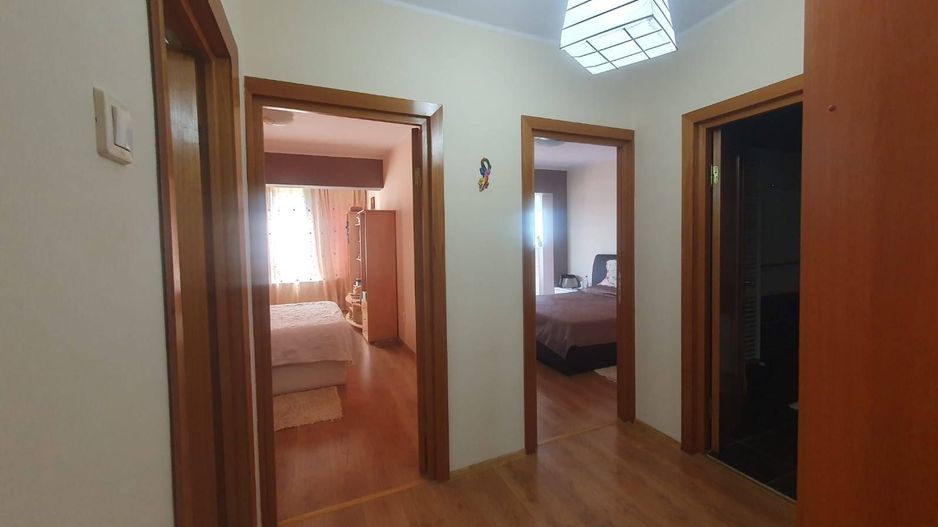 De vanzare – Apartament 3 camere -Complex Vega, Strada Tecuci - Poză 10