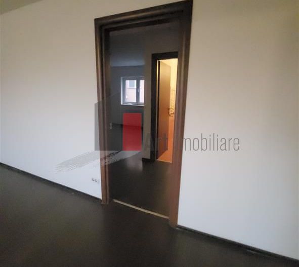 Apartament 3 camere Vitan metrou Mihai Bravu - Poză 6
