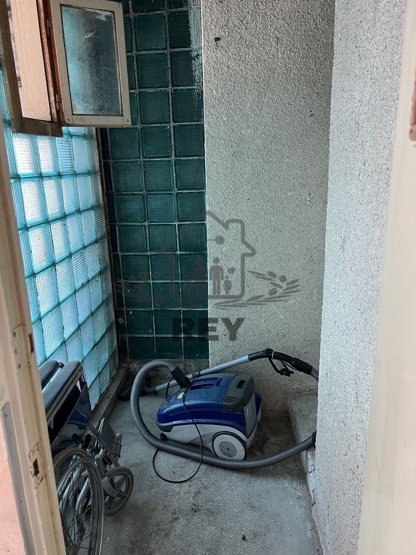 Apartament 4 camere decomandate 4 balcoane etaj 1 Str. Bâlea/Sibiu - Poză 23