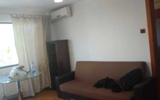 Apartament 2 Camere , 52 mp, Podul de Piatră - 10 Min de Palas Ma - Poză 3
