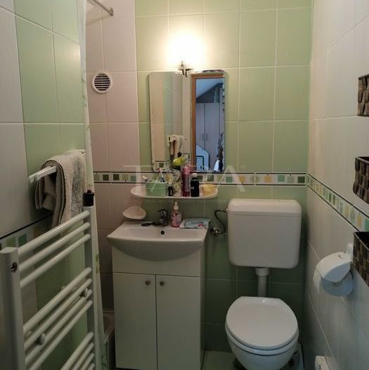 Apartament cu 3 camere pe două nivele – Mănăștur, zona Mehedinți. - Poză 5