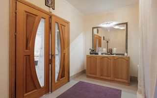 Chirie, casă, 2 nivele, 7 camere, str. Mihai Boț, Buiucani - Poză 5