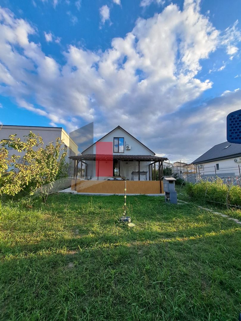 Casa individuala Valu lu Traian - teren mare 1000 mp - Poză 2