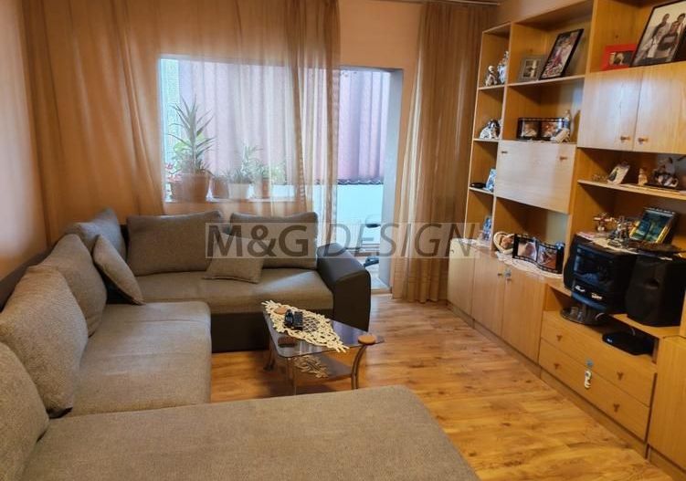 Apartament 3 camere Soarelui - Poză 3