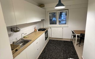 💎 De Închiriat: Apartament Generos 3 Camere - Tineretului - Poză 3