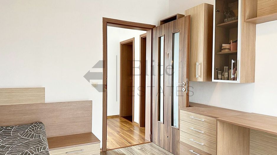 Casa cu 4 camere de inchriat in Paleu - Poză 11