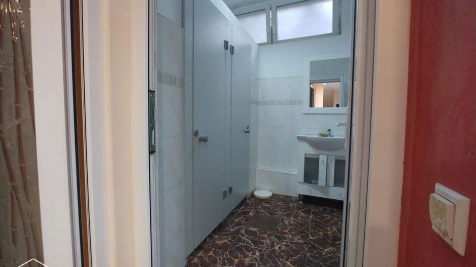 Spatiu comercial pe doua nivele, 320 mp, zona  Fortuna - Poză 12