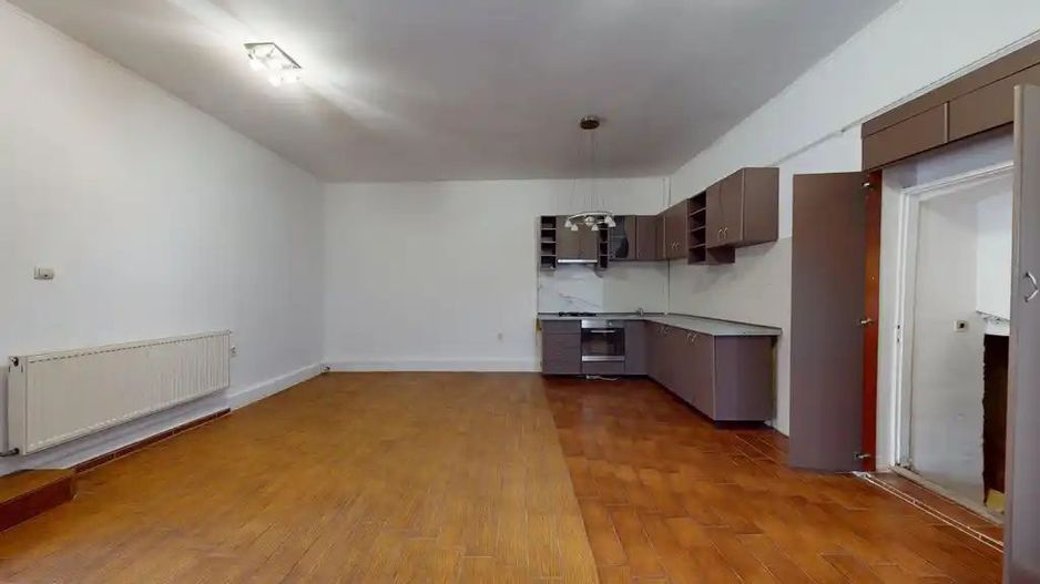 GROZAVESTI - Orhideea / Vila multifunctionala 251 mp / Teren 270 mp - Poză 3