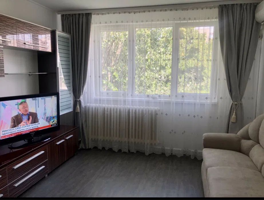 Apartament cozy, 3 camere, Raul Doamnei - Poză 1