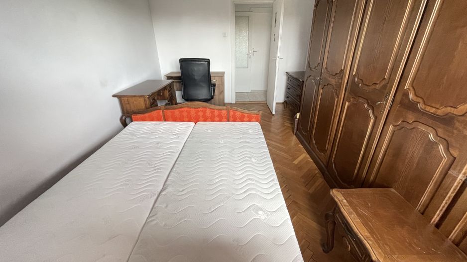 SPATIOS IN ZONA MEDICINEI -4 camere,garaj propriu si boxa - Poză 11