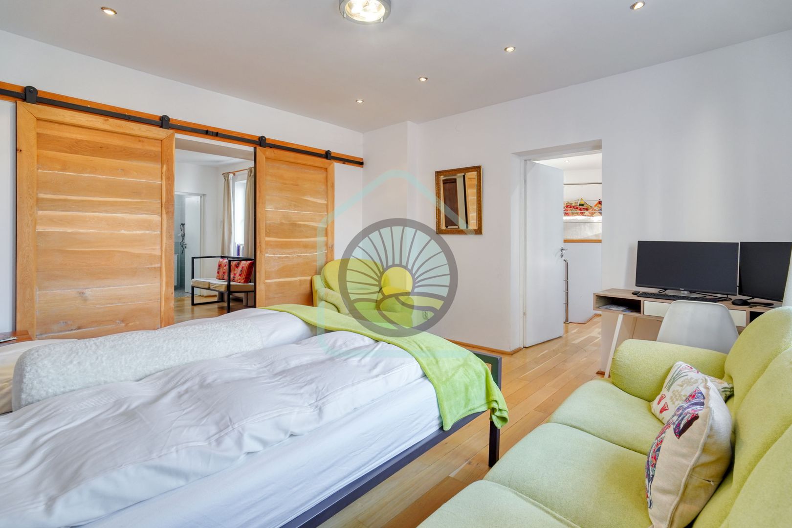 CASA INDIVIDUALA- DEALUL CETATII BRASOV - Poză 12