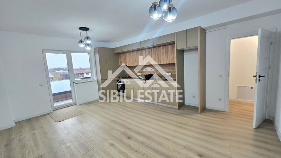 Apartament 3 camere decomanadate Calea Surii Mici - Poză 1