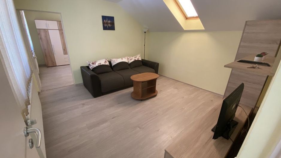 apartament 2 camere la casa - Poză 2