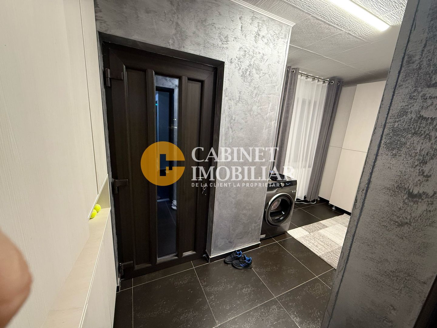 Vila - 5 camere - 2 bai - 580mp teren - mobilata complet - Poză 15