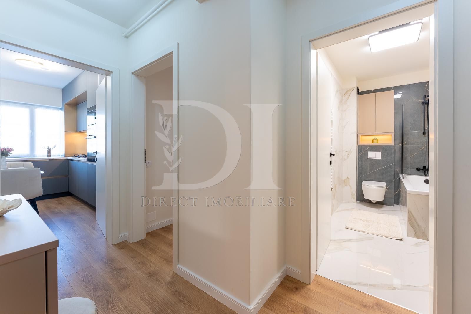 Apartament ultrafinisat / etaj intermediar / Zona Terra - Poză 19