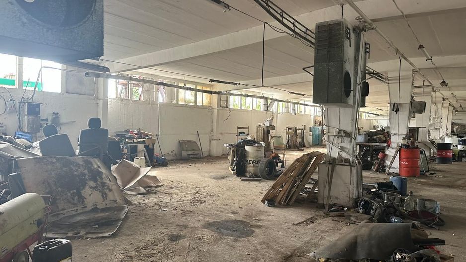 Platformă Industrială cu Cale Ferată si Infrastructură Completă - Poză 35