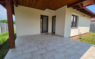 Super Oferta! Casa Individuala 4 Camere, 2 Bai, 700mp Teren - Poză 1