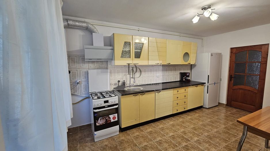 Apartament 4 camere de închiriat | Garaj + Parcare | Zorilor - Poză 12