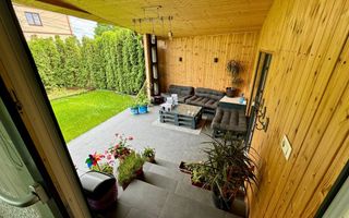 Proprietate mixtă: locuință și spațiu comercial, Miroslava - Poză 4