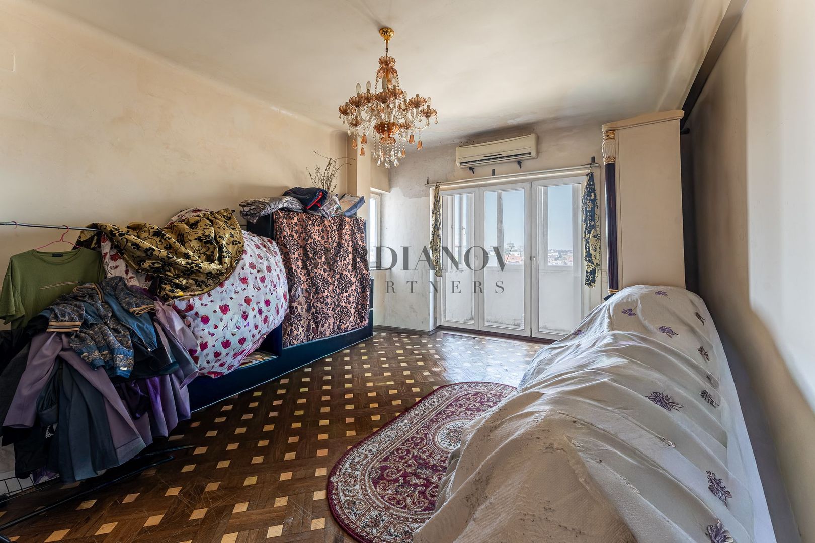 Apartament cu 4 camere - Calea Călărașilor - Metrou Piața Muncii - Poză 11