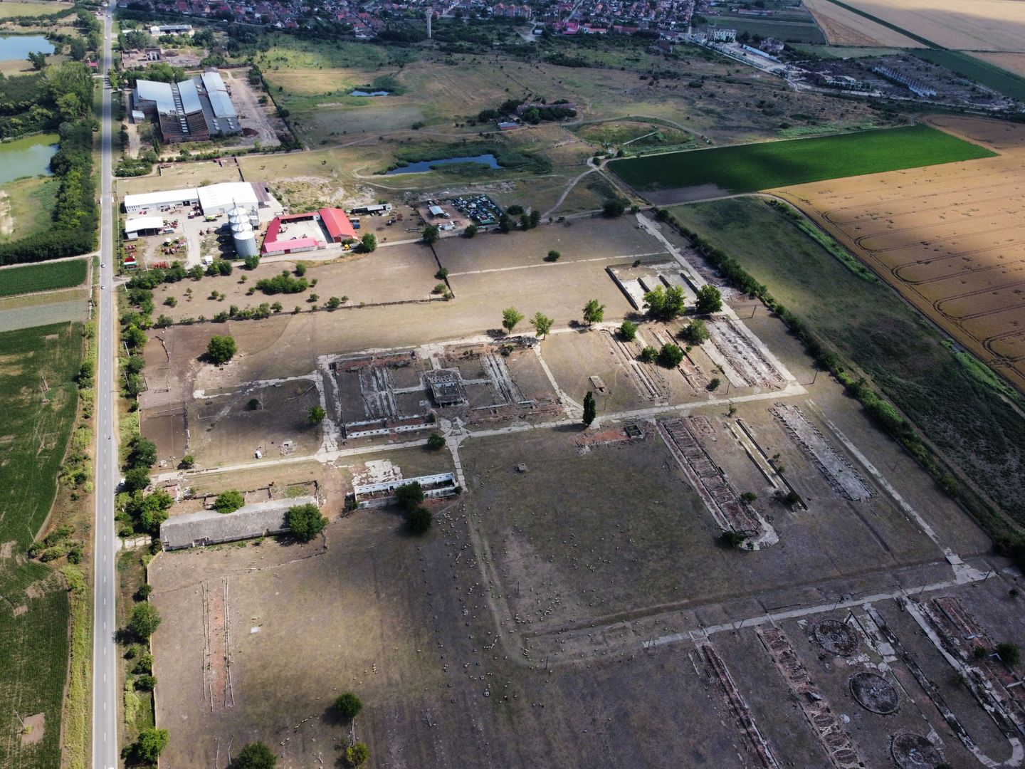 Teren intravilan -Jimbolia zona Kikindei - Poză 38