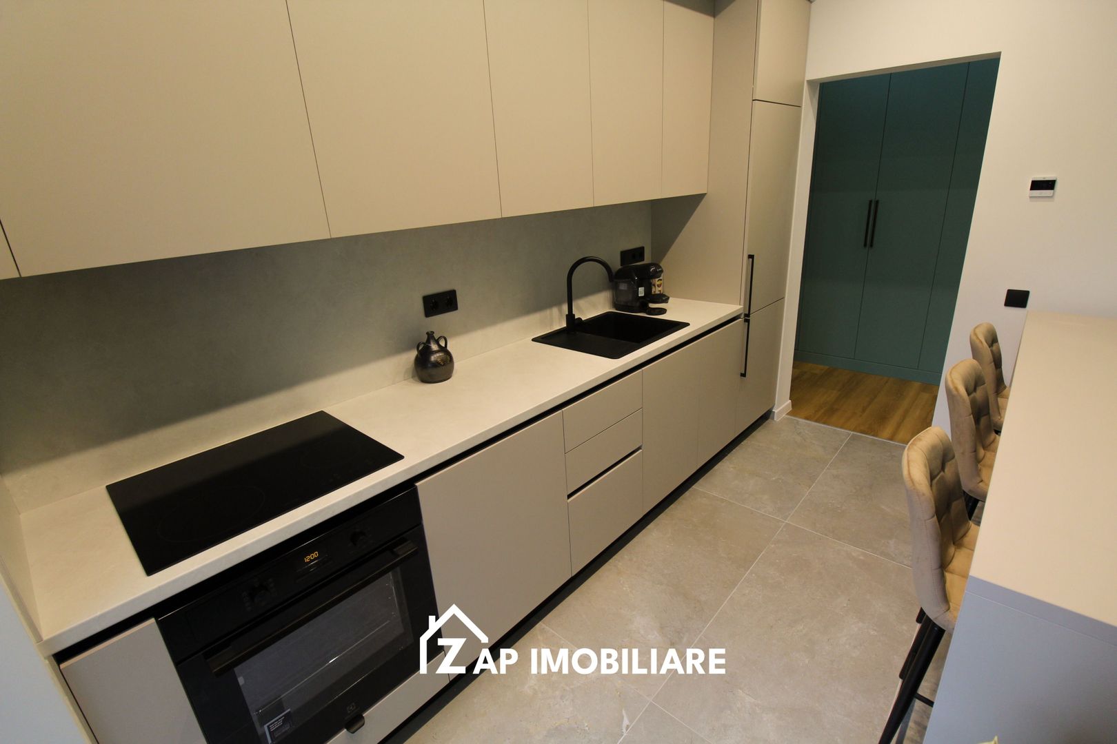 Apartament lux Arossa Center ultracentral parcare subterana - Poză 11