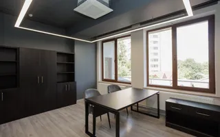 Se oferă oficiu sper chirie 270 mp, str. Petru Rareș, Centru - Poză 12