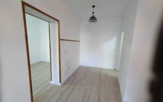 Apartament la casa - 34mpu - Ultracentral -2 Camere- Ideal investitie - Poză 4