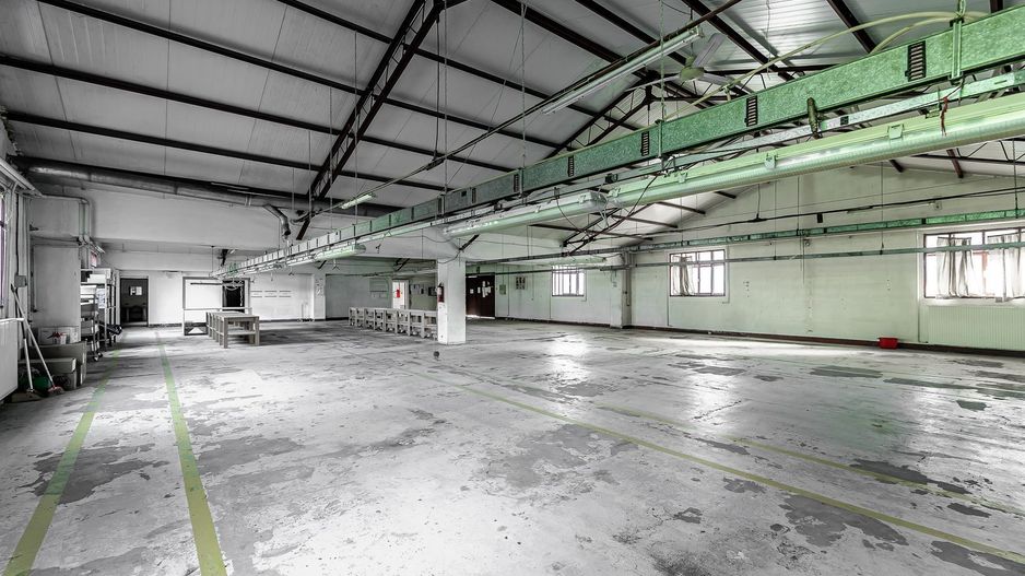 3 hale industriale aproape de A1 Arad - Poză 10