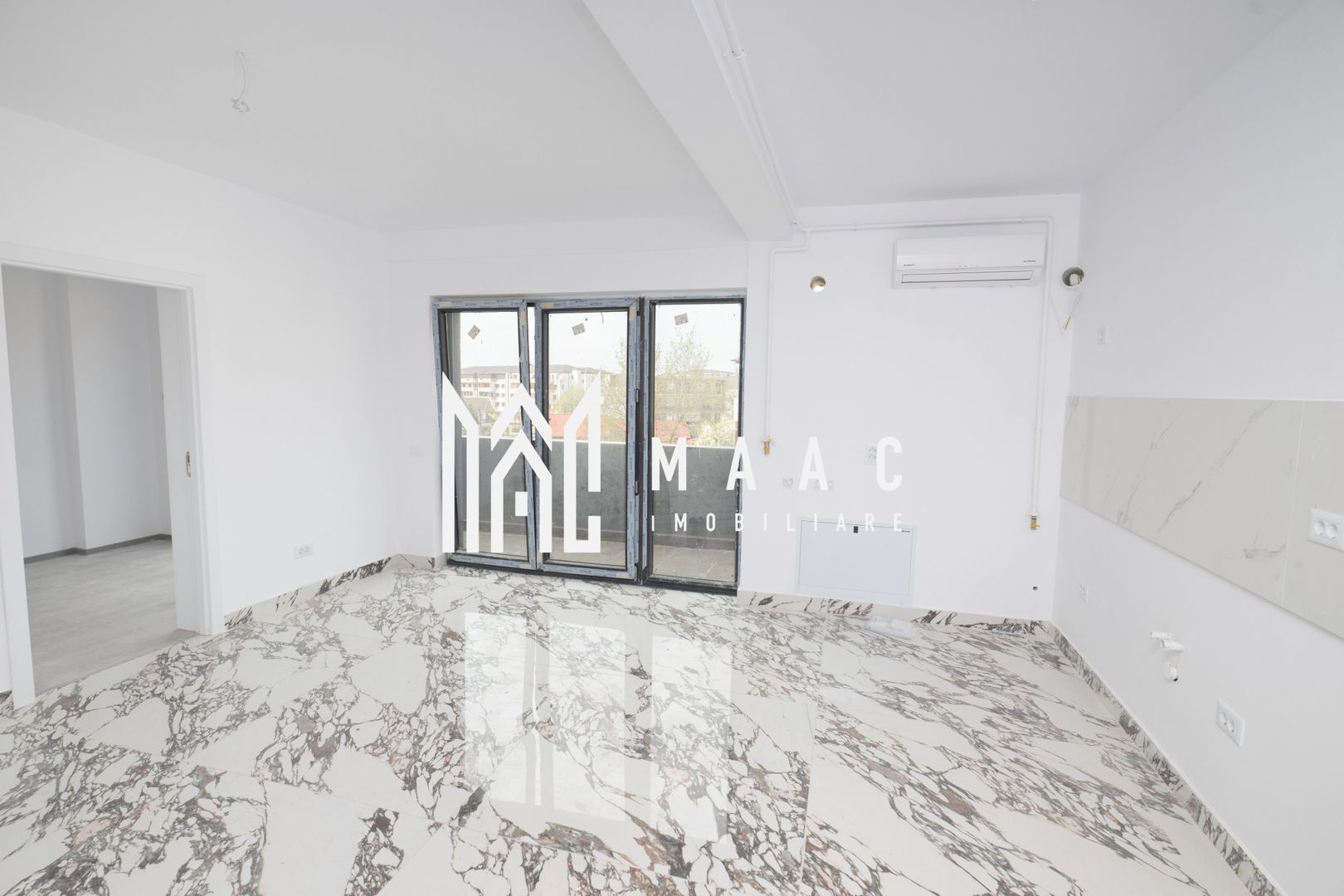 PENTHOUSE STRADA OSTROVENI| ETAJ 3| BLOC INTABULAT - Poză 1