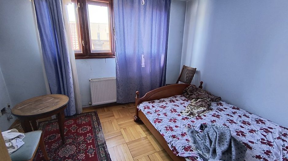 De Vanzare Casa 5 Camere, Anexa, Garaj, Curte - Parcul Carol - Poză 5