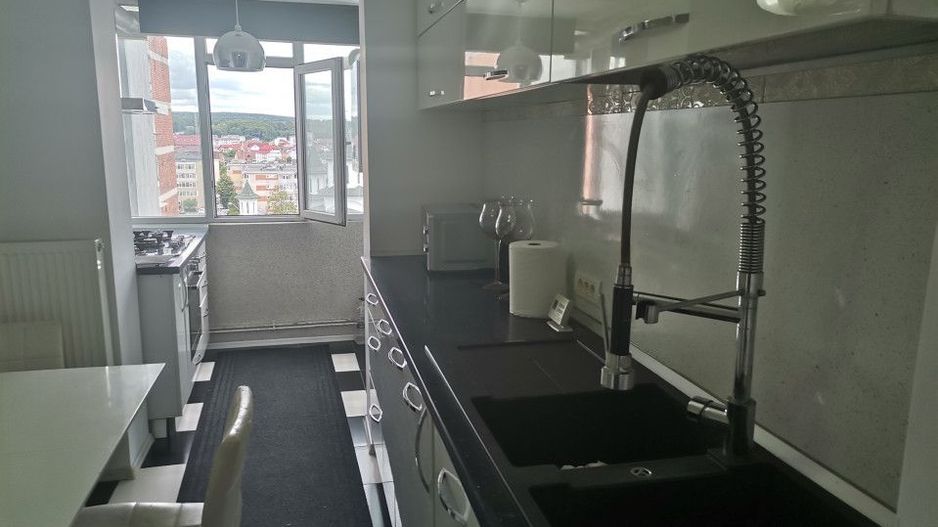 Vanzare apartament 3 camere, decomandat, Trivale - Poză 5