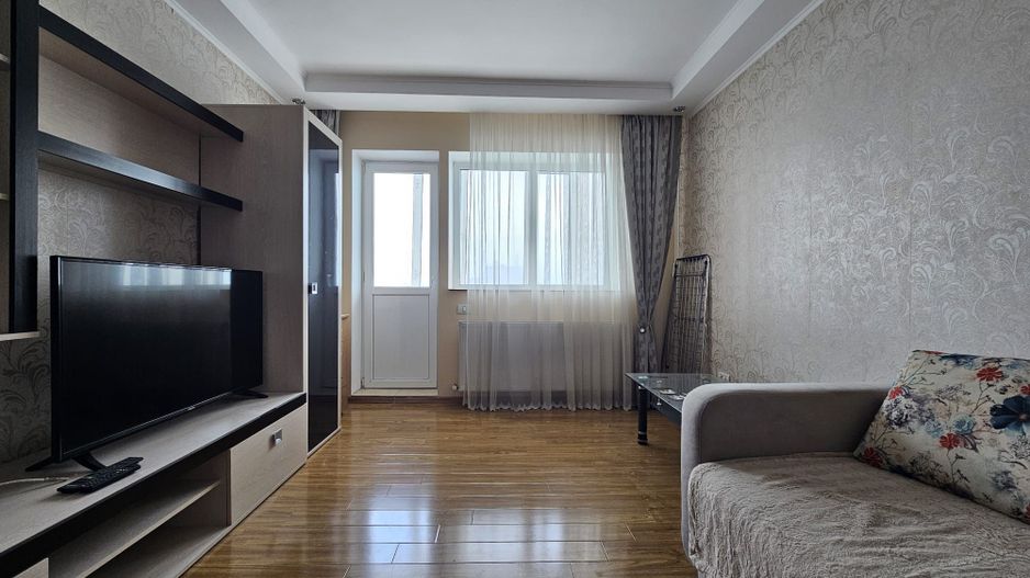 Apartament 2 camere renovat,mobilat si utilat - de vanzare - Poză 2