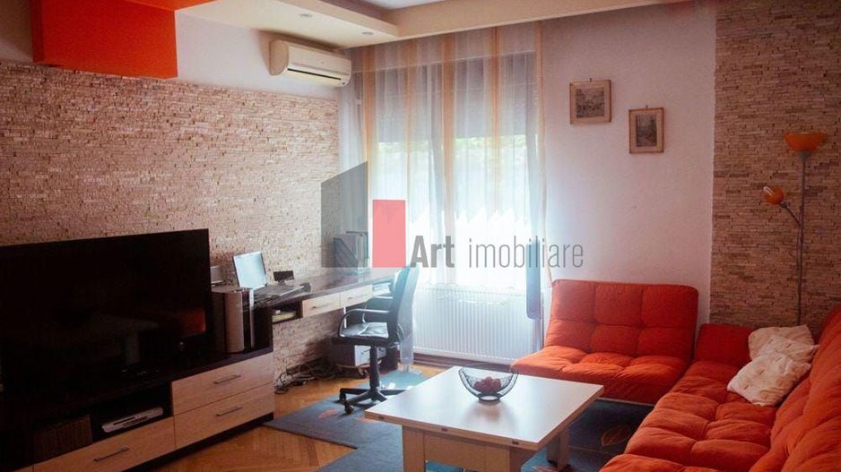 Vânzare apartament 3 camere Unirii - Poză 2