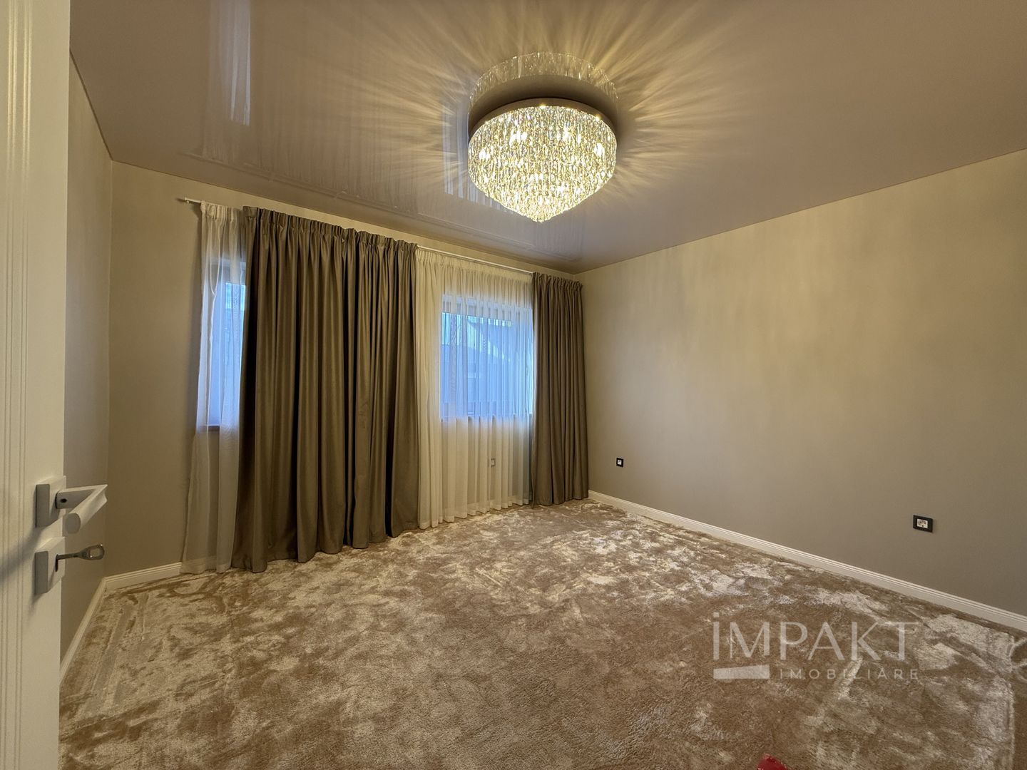 Cvadruplex  4 camere cu garaj in cartierul Buna Ziua ! - Poză 12