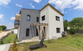 Casa individuala superba, amenajata in stil scandinav Dezmir - Poză 41