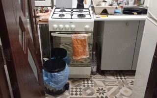 Oferim spre vanzare garsoniera, situata la etajul 2, zona Dambovita - Poză 4