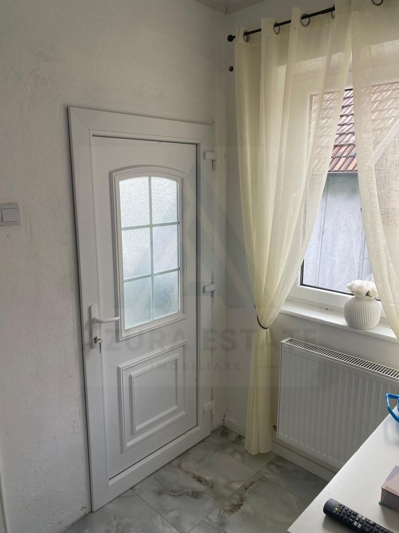 Casa renovata 250 mp utili si teren 935 mp in zona centrala Cisnadie - Poză 10