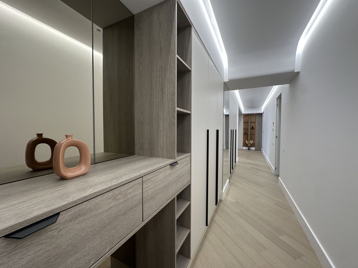 PRIMA INCHIRIERE 3 CAMERE CORTINA 126 - Poză 8