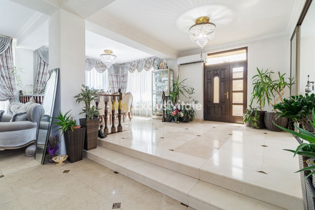 Vila impresionata 550mp util, 300mp teren - Poză 3