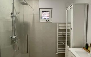 Casa de vanzare - de inchiriat zona Blumana - Poză 6