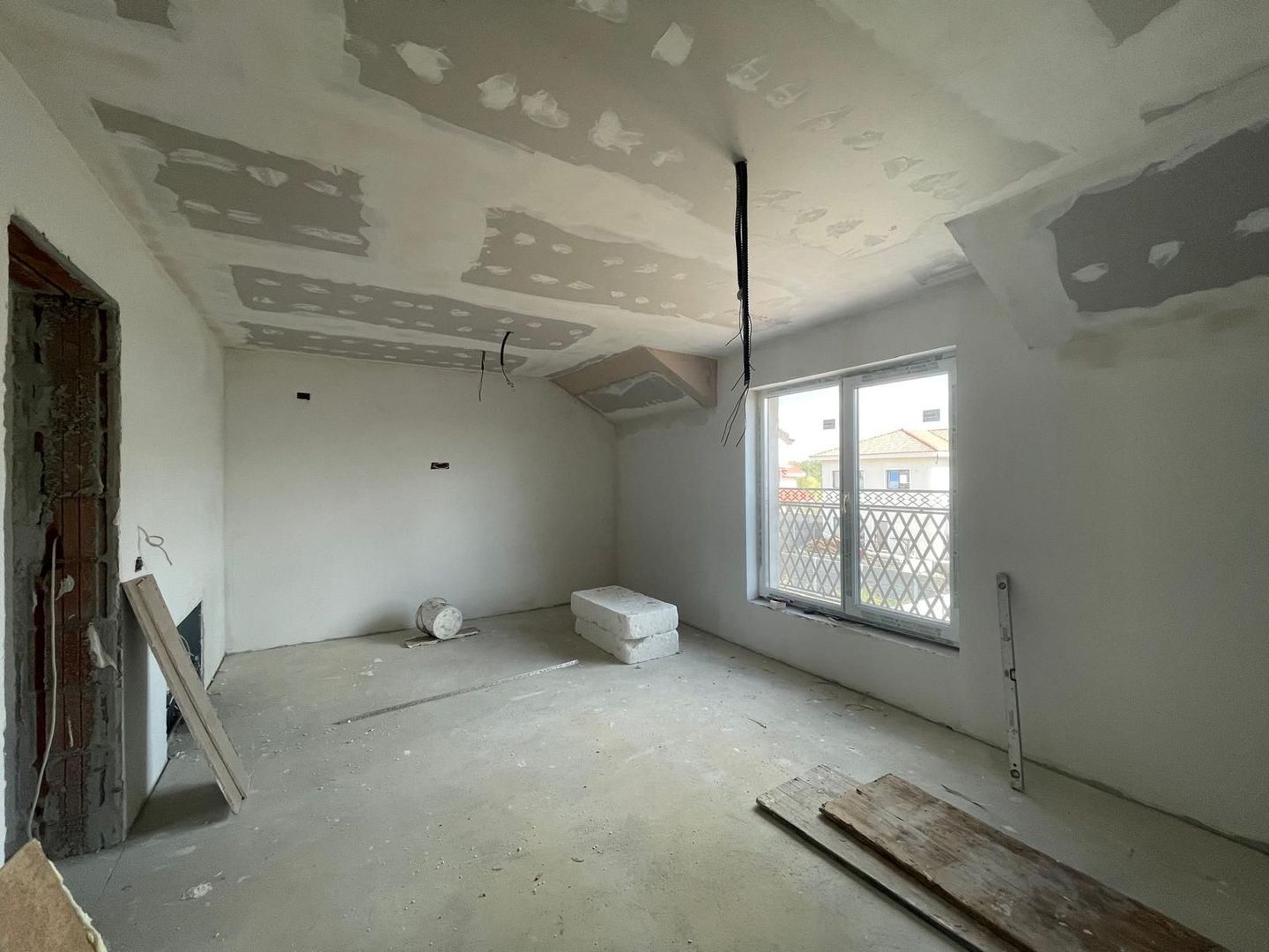 Duplex 3 dormitoare -95mp - Poză 8