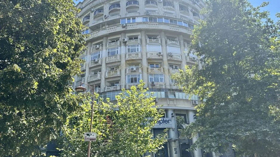 Apartament 2 camere de închiriat | Bulevardul Unirii | 3 balcoane | Bloc Zepter - Poză 1