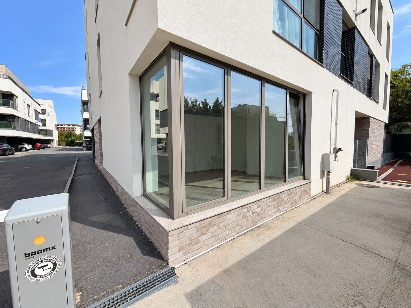 𝐒𝐩𝐚𝐭𝐢𝐮 comercial – BĂNEASA - SISEȘTI | - Poză 2