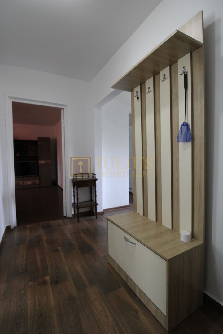 Zona Lipovei, 4 camere + 2 bai, centrala proprie, PET-FRIENDLY - Poză 9