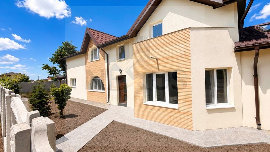 Com. Vidra - Vila spațioasă cu 5 camere - Teren 555 mp - Mutare rapida - Poză 1