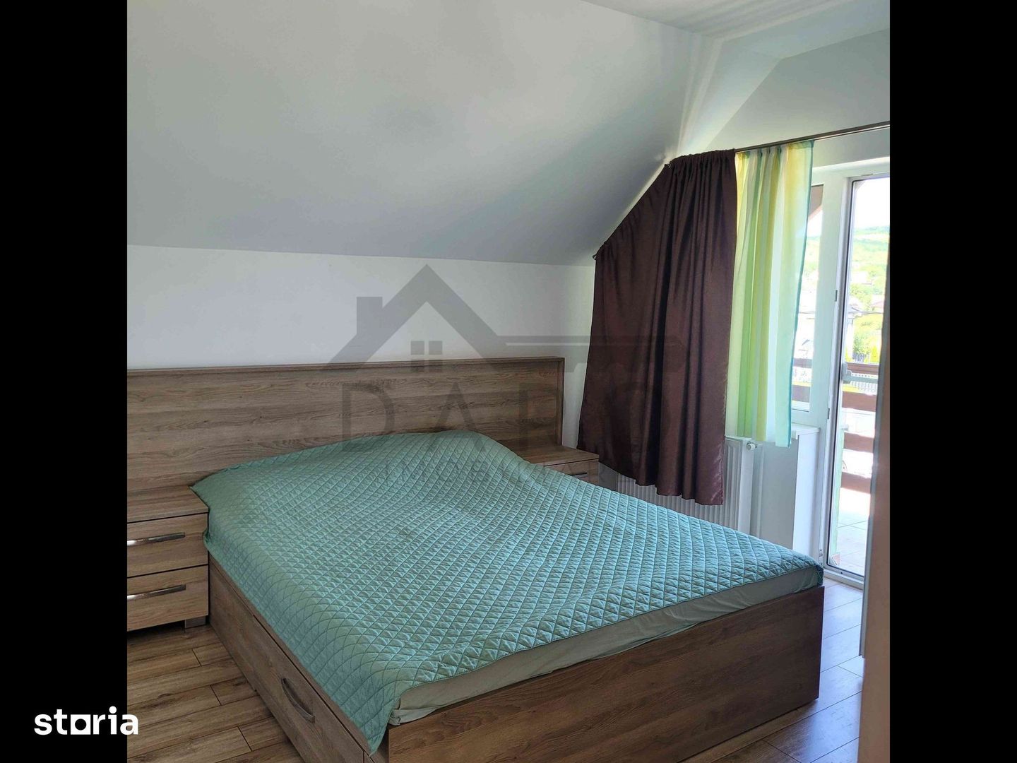 Casă Livezeni 815 mp teren, casa primitoare ,la doar 5 minute de oraș. - Poză 4