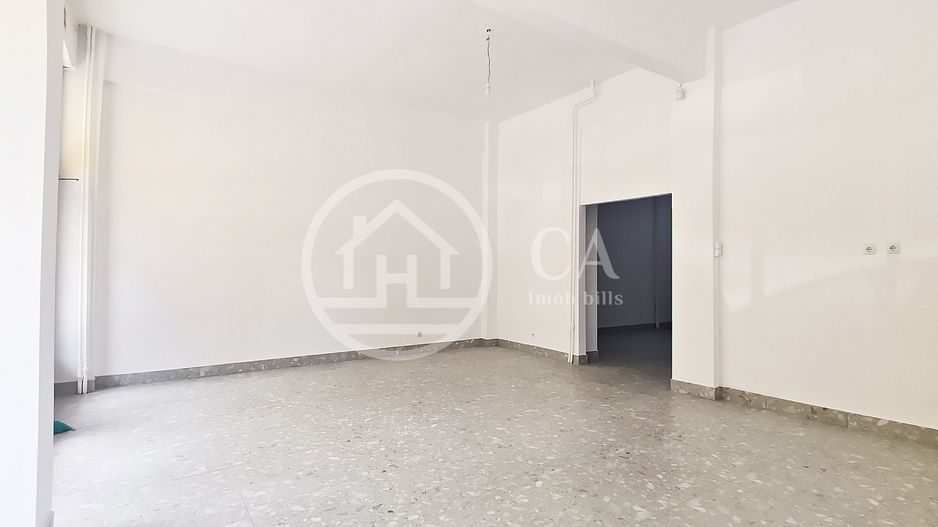 Spatiu comercial de inchiriat cu 3 camere in zona Decebal, Oradea - Poză 2